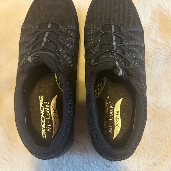 Sketchers Women’s Gratis Strolling Sneaker Shoes Size 9 M 2 Pairs - Picture 6 of 16